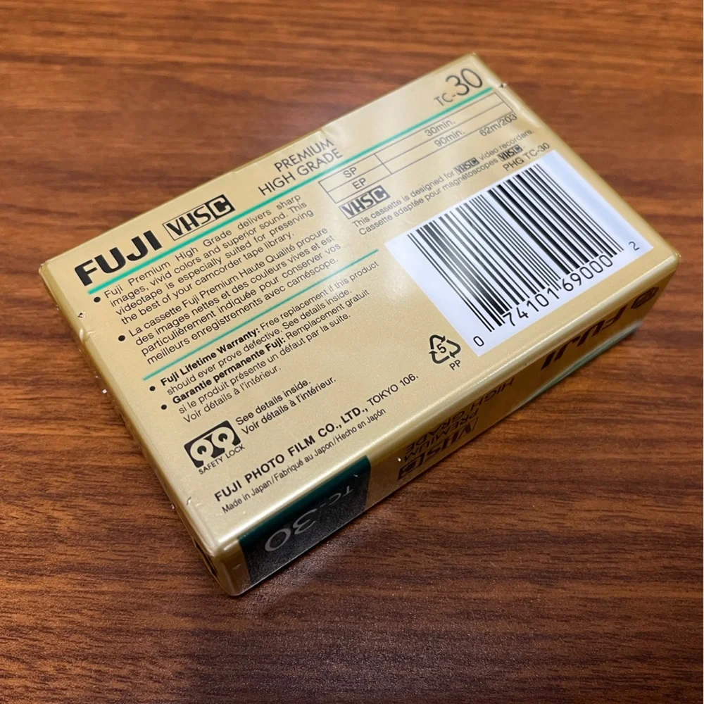 One Fujifilm VHS-C Blank Cassette. TC 30 New For Camcorder